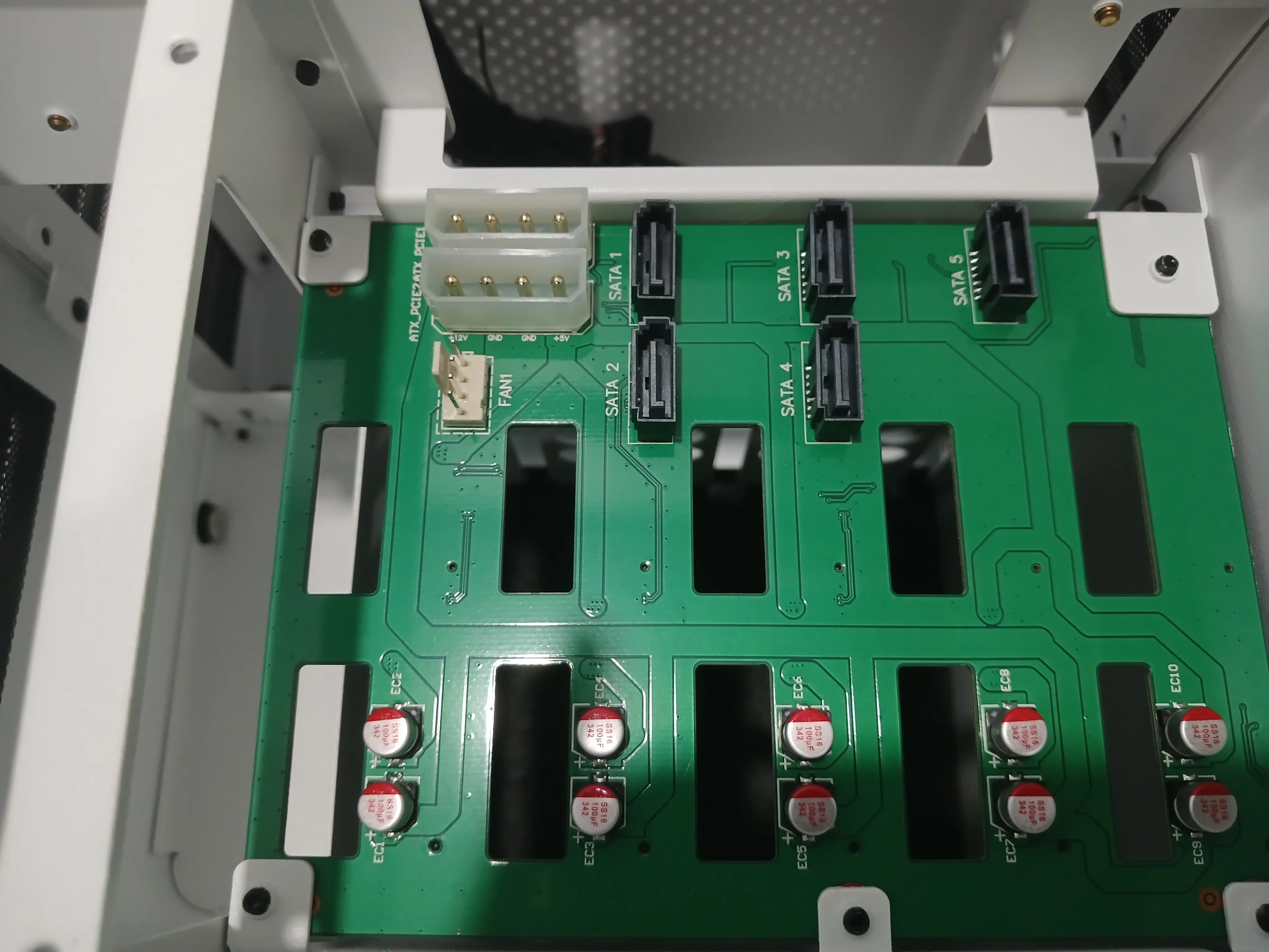 Hotswappable backplane